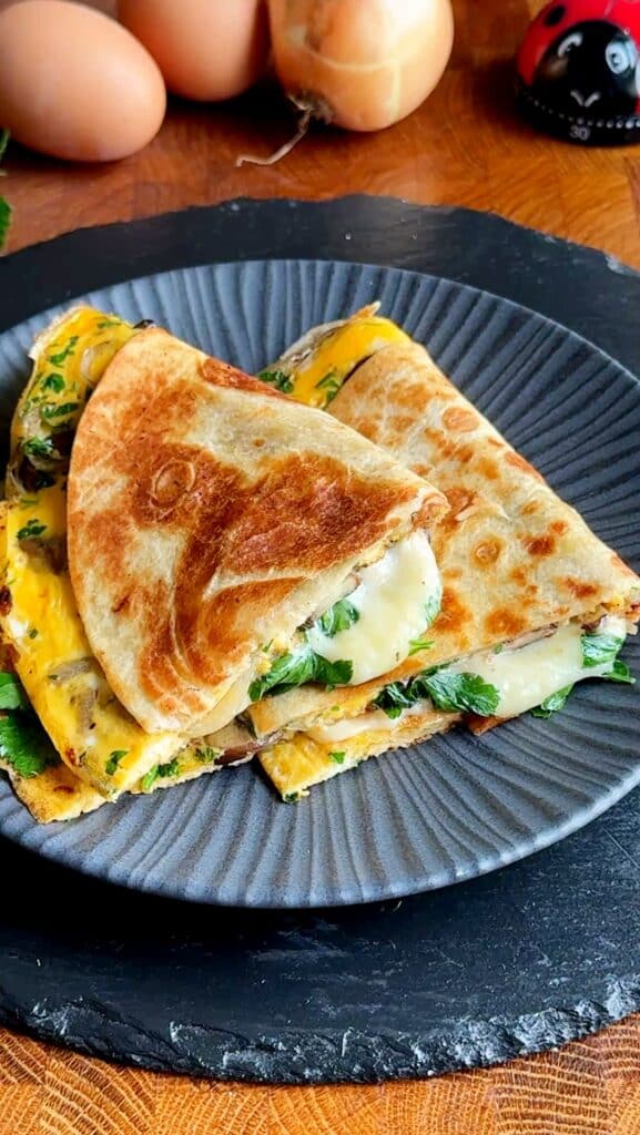 Onion and Egg Mushroom Wrap