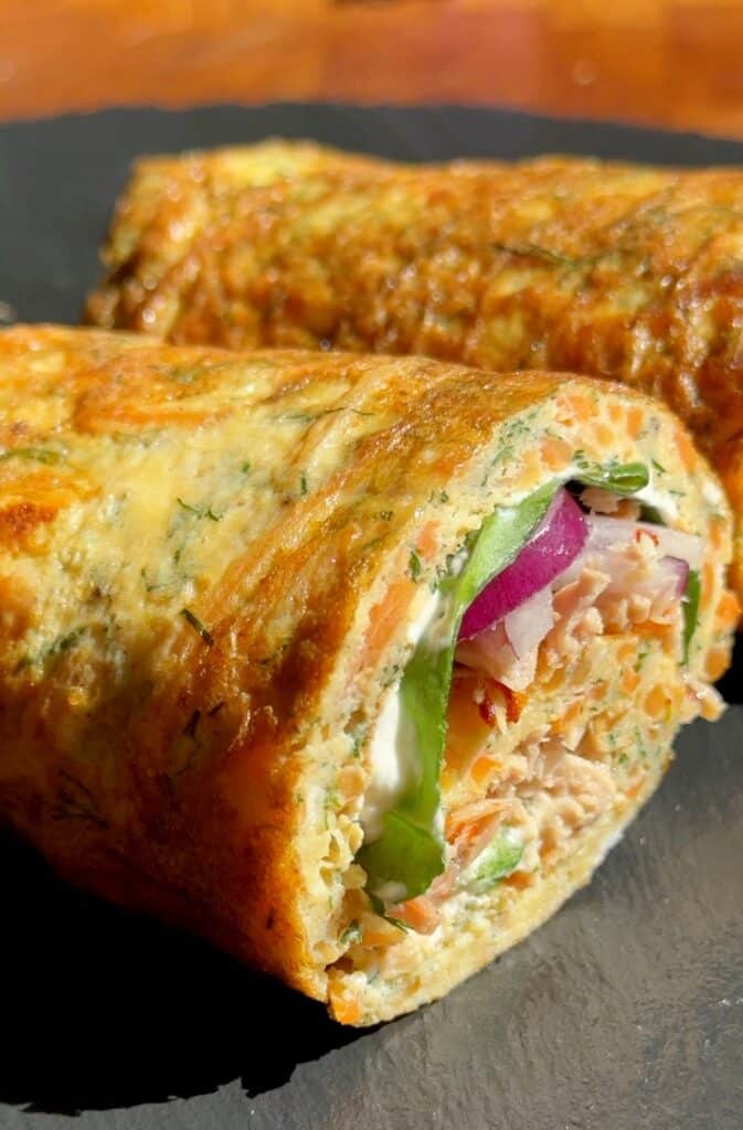 Low-Carb Egg Wrap with Tuna