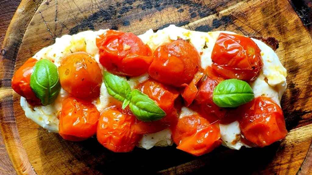 Roasted Tomato and Garlic Burrata Bread