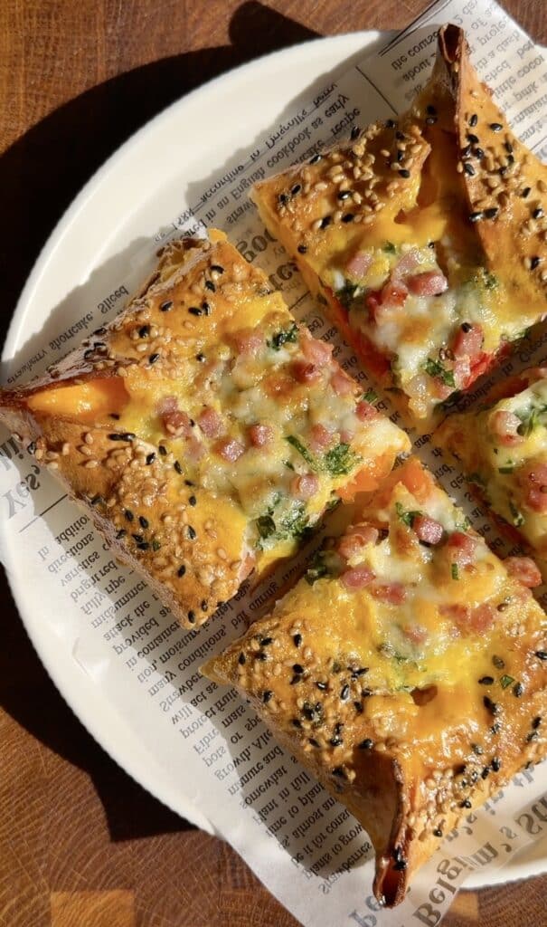 Crispy Tortilla Pizza