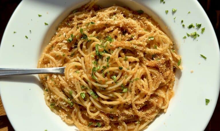 Spaghetti Aglio e Olio with Garlic Confit
